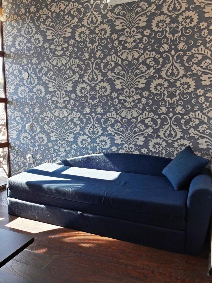 Kristall Hotel Бостері Екстер'єр фото
