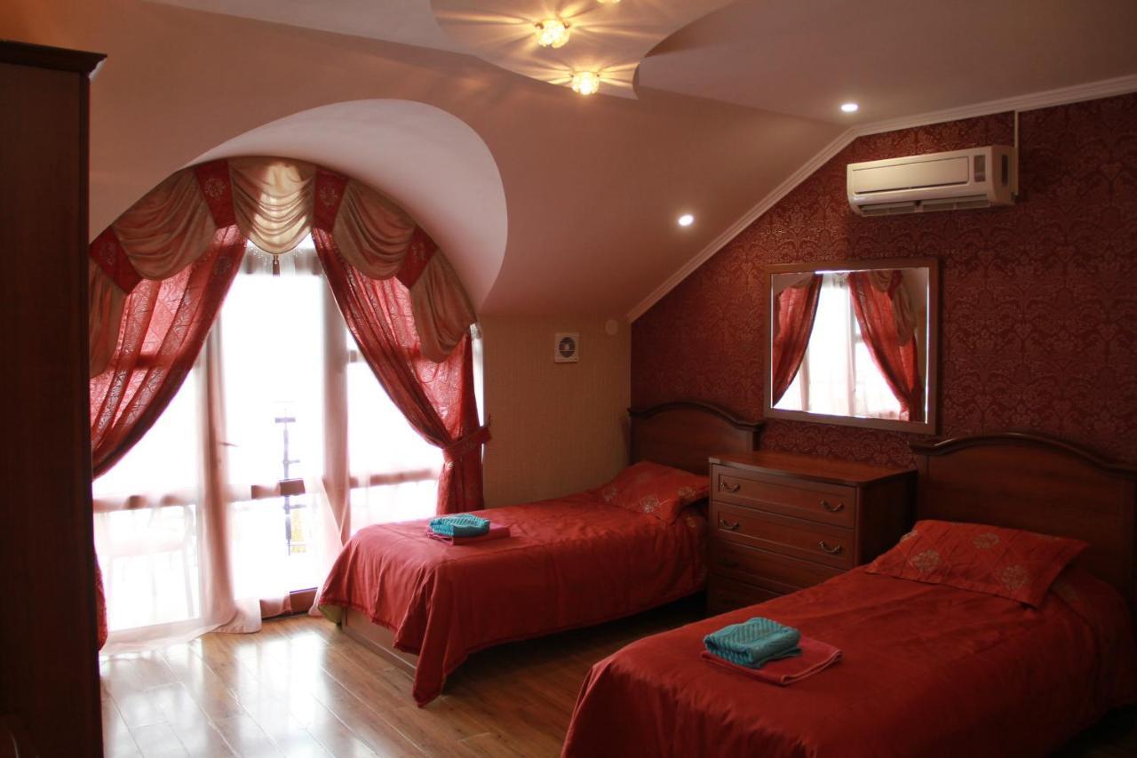 Kristall Hotel Бостері Екстер'єр фото