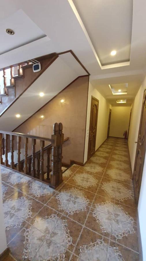 Kristall Hotel Бостері Екстер'єр фото