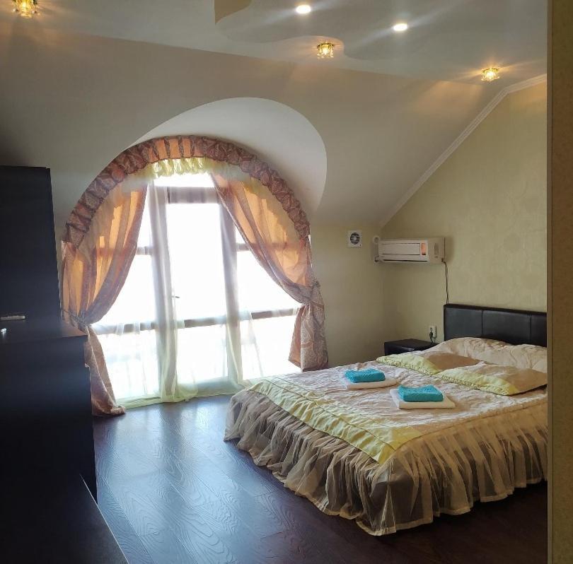 Kristall Hotel Бостері Екстер'єр фото
