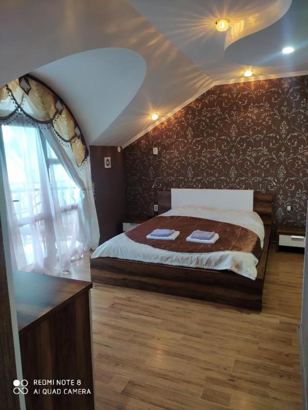 Kristall Hotel Бостері Екстер'єр фото